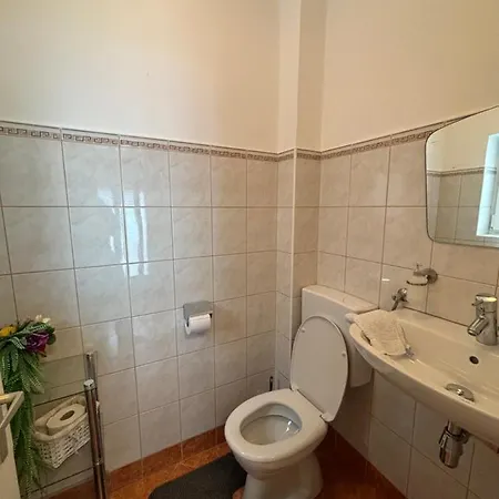 Apartment Slishani 1 *
